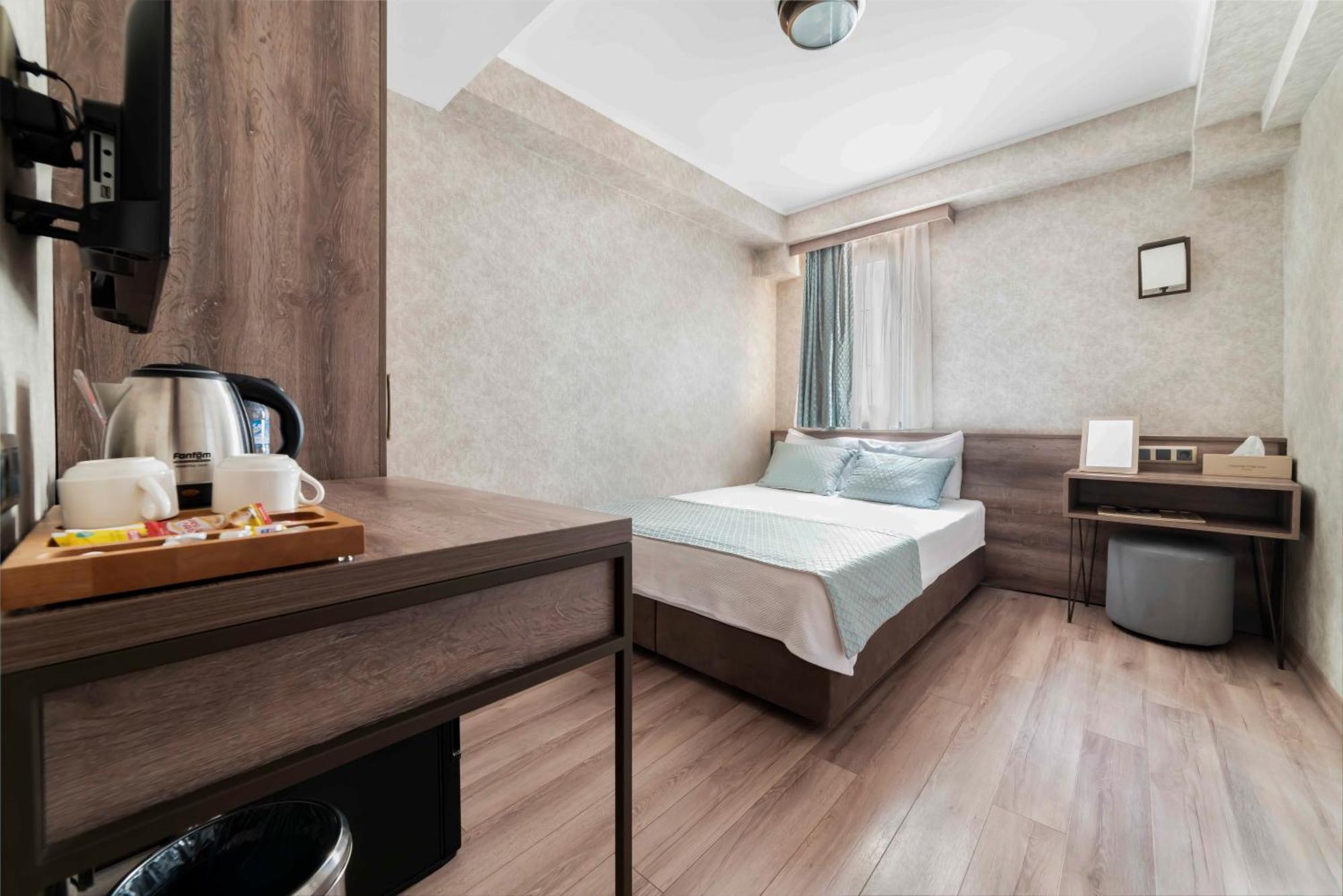 Castle Franco Suites Стамбул Экстерьер фото