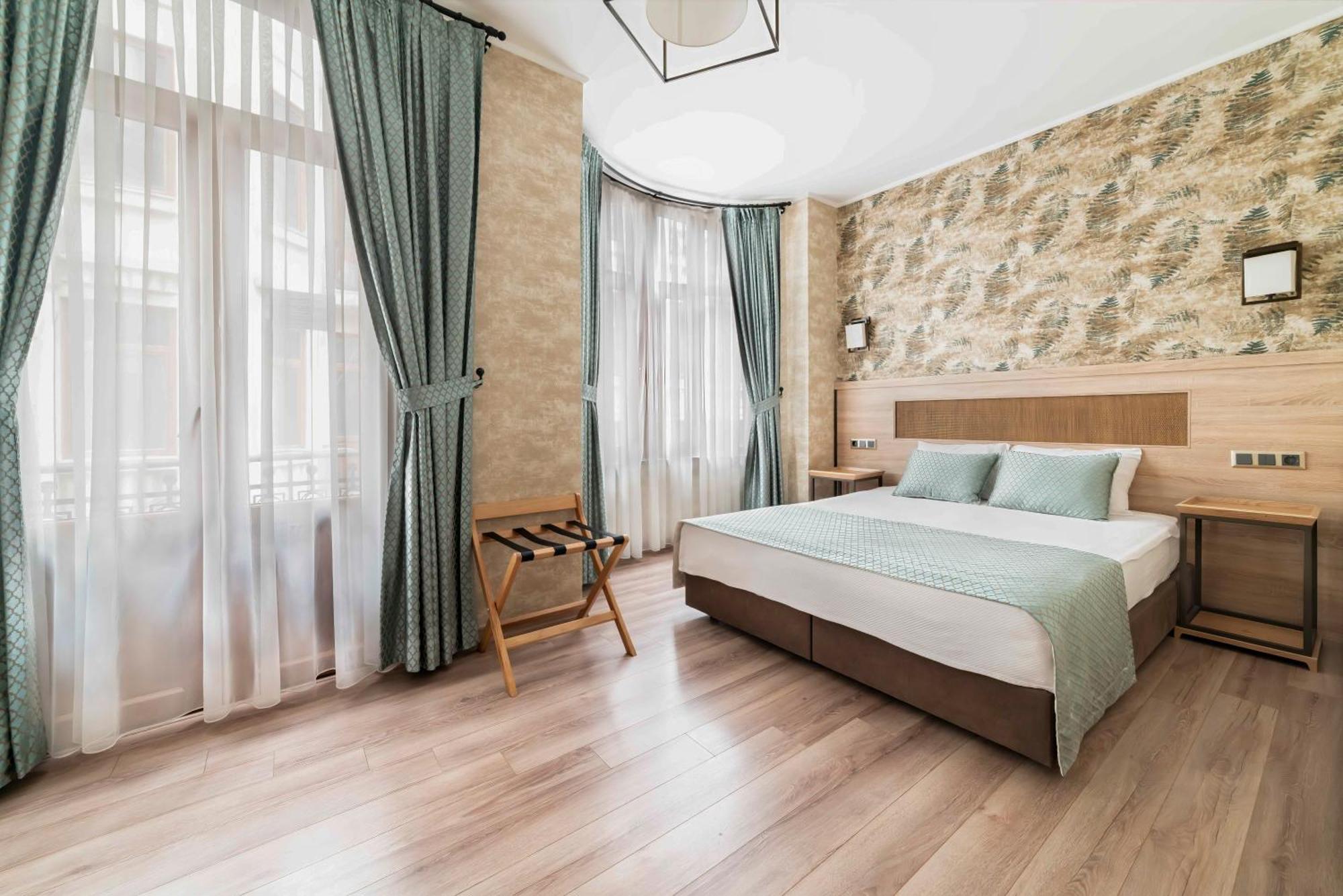 Castle Franco Suites Стамбул Экстерьер фото